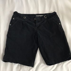 black jean shorts!